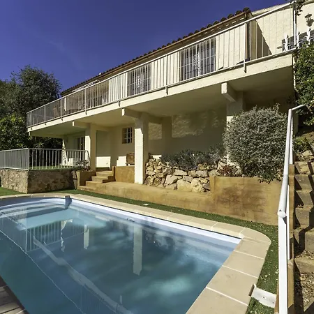 Villa Frente Al Mar Con Piscina Y Playa Privada *